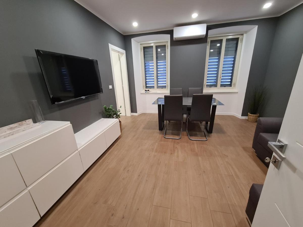 Smart Home Триест Экстерьер фото